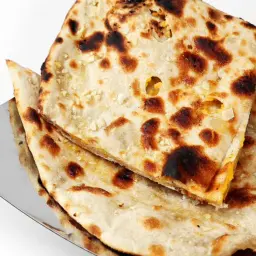 Garlic Cheese Naan